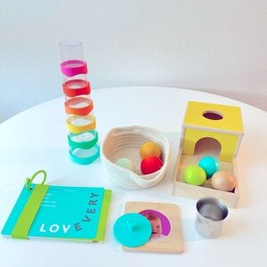 Lovevery “The Inspector” 7-8months old baby play kits, incomplete, pre owned